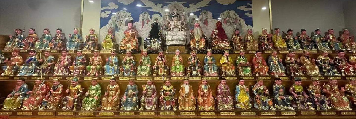 六十甲子太歲星君神像供奉場景，展示道教六十位值年太歲神與供桌陳設